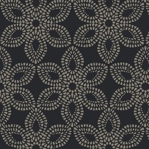 Victorian Lace - Black - Medium