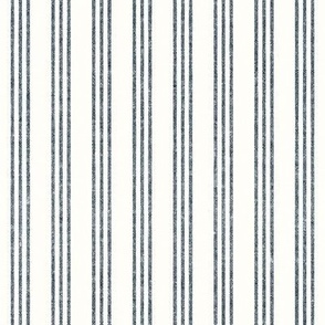 (small scale) Triple Stripes - 3 stripes vertical - blue stripe - LAD22
