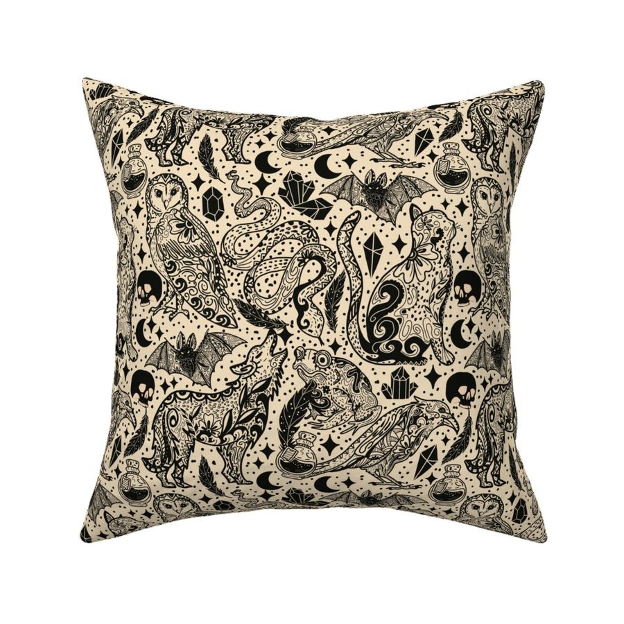 HOME_GOOD_SQUARE_THROW_PILLOW