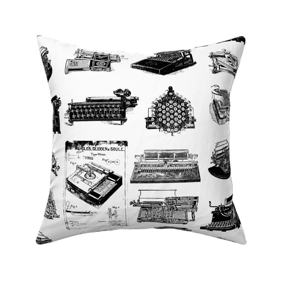 HOME_GOOD_SQUARE_THROW_PILLOW