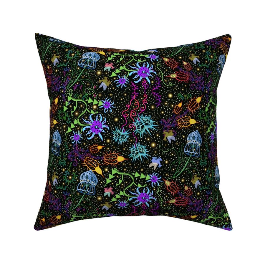 HOME_GOOD_SQUARE_THROW_PILLOW