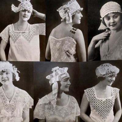 1920s Flapper Girls