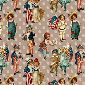 4TH OF JULY PARADE SMALL - AMERICANA COLLECTION (TAN)