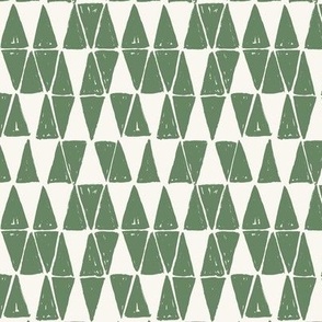 Patchwork_Medium-Plain-Green-ivy-HUFTON_STUDIO