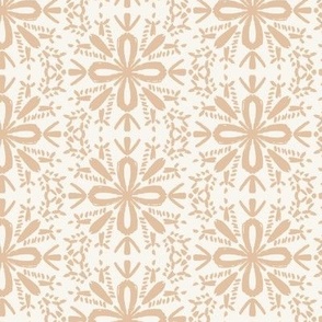 Snowflakes_Medium-Cream-Appleblossom_Hufton-Studio