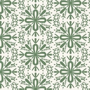 Snowflakes_Medium-Cream-Green-ivy_Hufton-Studio