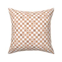 Valentine gingham hearts - retro checkerboard style trend nineties retro design beige tan white neutral seventies palette