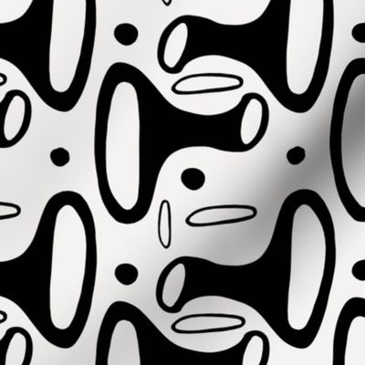 abstract pattern 1 in black and white