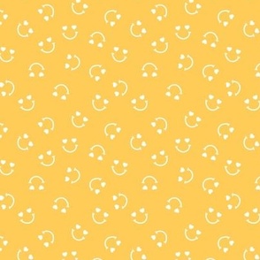 Smiley googly eyes love faces - Nineties retro vibe groovy valentine smileys and hearts winter design white yellow SMALL