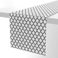 Moroccan quatrefoil lattice - gray on white