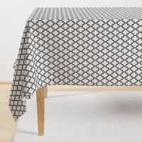 Moroccan quatrefoil lattice - gray on white