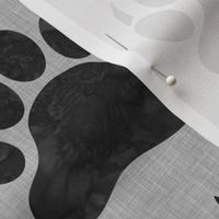 5” watercolor bear paw - black on grey