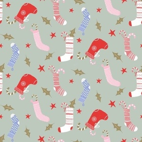 Stockings_Red_Pink_Blue_Christmas