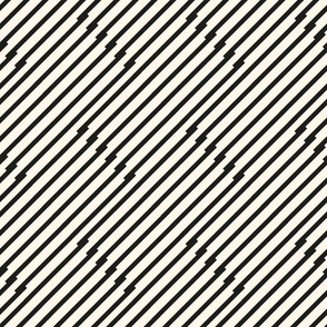 ZigZag  | Black & Off white | 6"