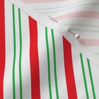 Small Classic Red Green Diagonal Christmas Candy Stripes