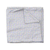 Daisy in periwinkle 3x3