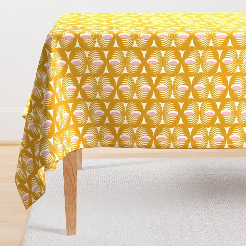 Oculus - Mid Century Modern Geometric India Yellow Pink Regular Scale