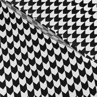 Black and White Geometric Arrow Repeat