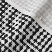 Micro Black and White Geometric Houndstooth Gingham Repeat