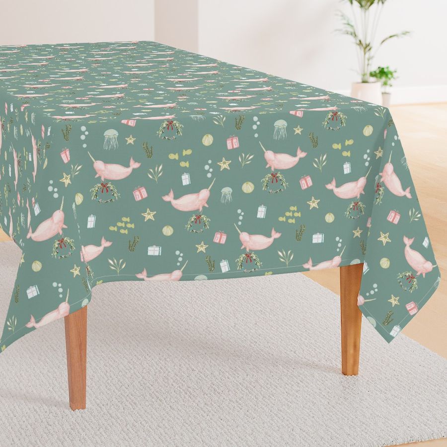 HOME_GOOD_RECTANGULAR_TABLE_CLOTH