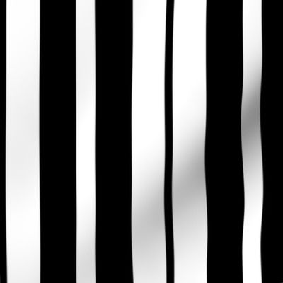 Vertical Lifesize Piano Stripe Black and White