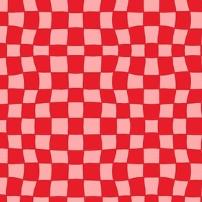 Mini Hand Drawn Small Checkerboard Pattern (red/pink)