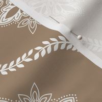 Oakleigh Bandana Medallion: Chestnut Brown Ogee Medallion