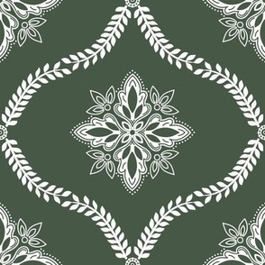 Oakleigh Bandana Medallion: Forest Green Ogee Medallion