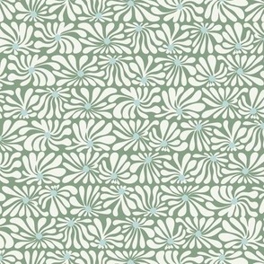 SMALL groovy daisy chain - pastel sage green