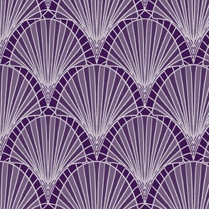 noble ombre in shades of violet- medium scale