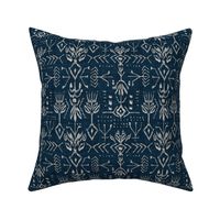 Verdure Ikat (navy) MED 