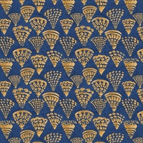 Adorned Scallops navy gold
