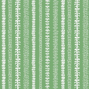 Outline and Solid White lei on Green