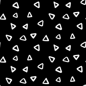 Simple Black and White Triangle Pattern