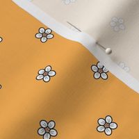 Petite Plaid Flower - Apricot