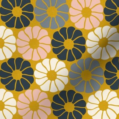 Filage Retro Geometric Goldenrod Yellow Multi Regular Scale