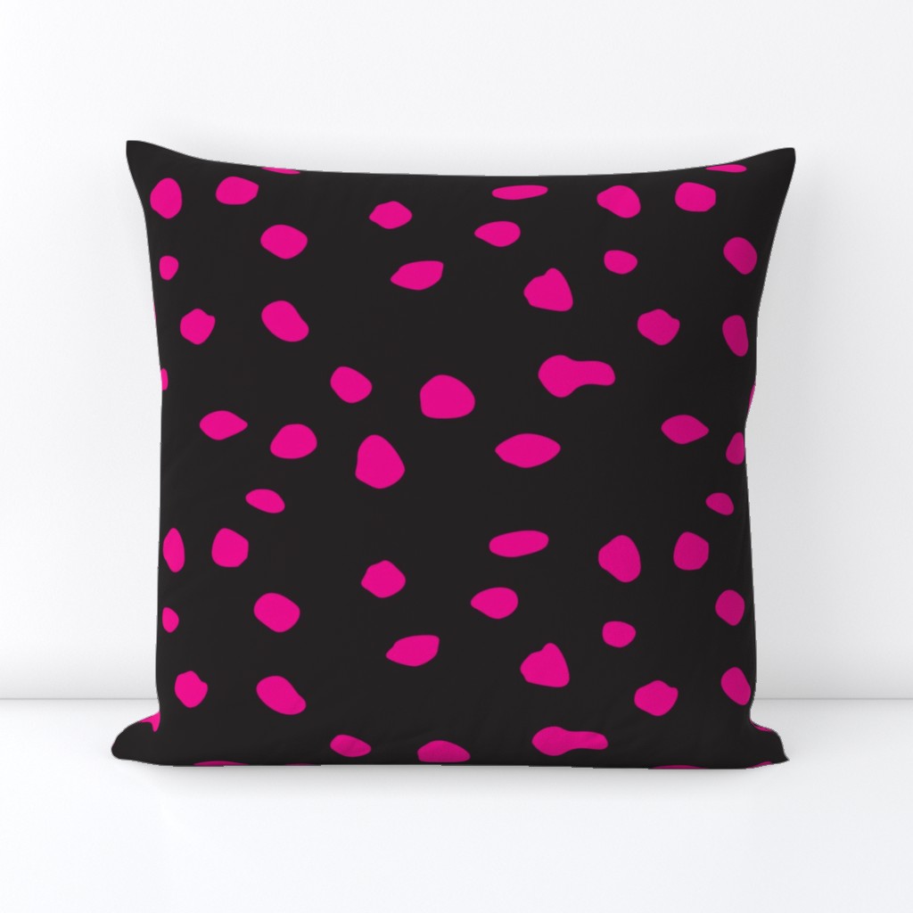 Cheetah Pink Dots Pattern Black Background