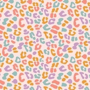 80s Leopard Print Pattern in Colorful Pastel