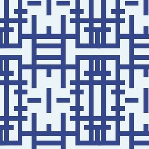 Blue Chinoiserie - classical and geometrical 