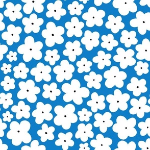 Daisy || White Daisies on Blue || Daisy Age Collection by Sarah Price