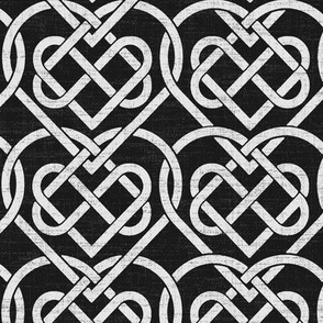 medium valentine lattice heart on charcoal