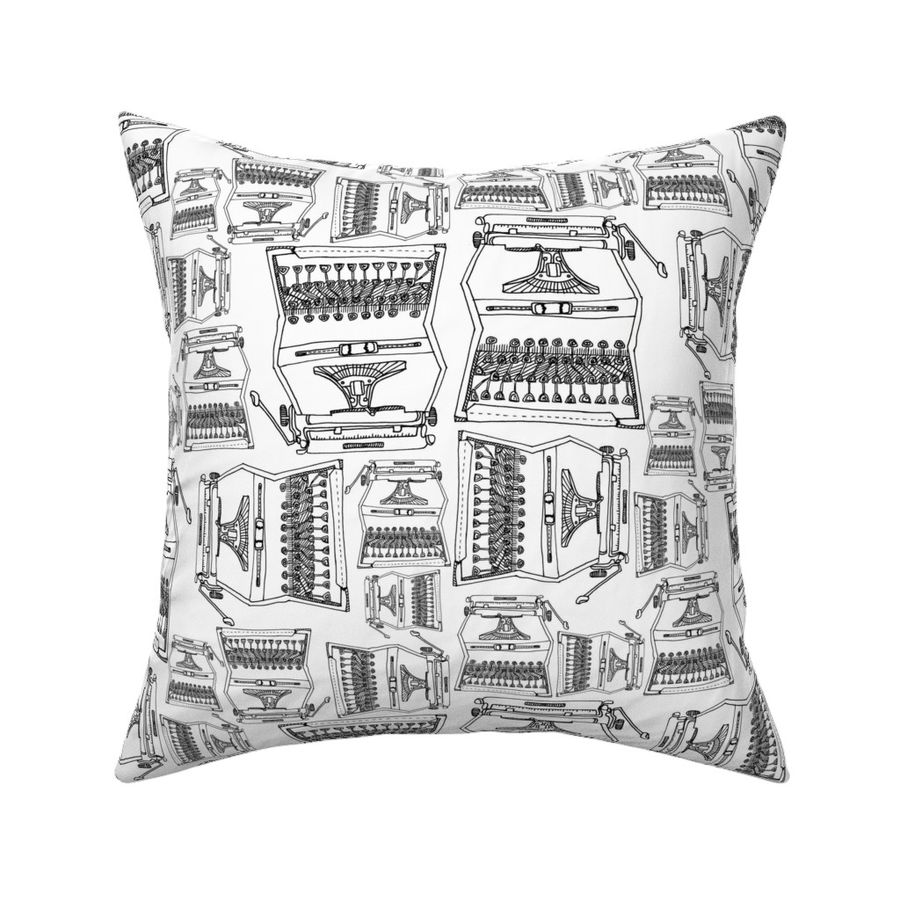 HOME_GOOD_SQUARE_THROW_PILLOW