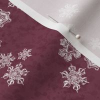 Snowflake Textured Blender - White on Wine Red - MEDIUM