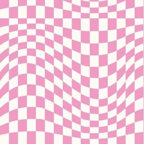 Small Lemonade Wavy Checkerboard