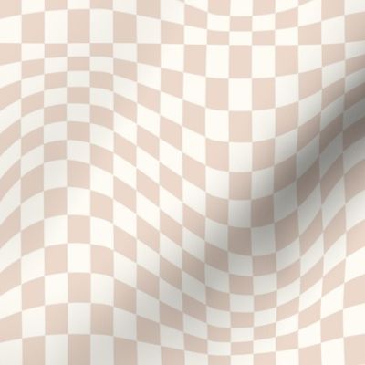 Small Blush Wavy Checkerboard