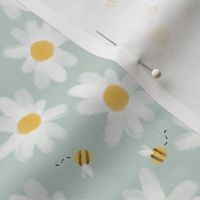 Spring Daisy Bees