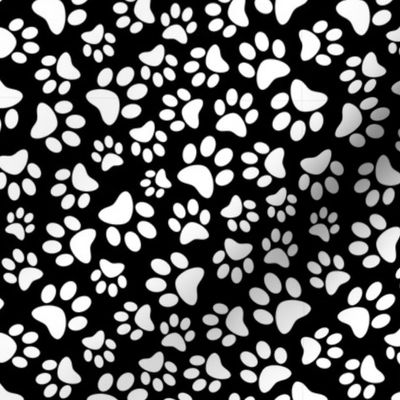 Black and White Paw Print Pattern