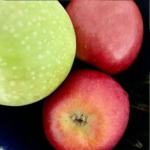 Apples Red and Green