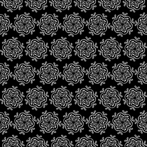 Prairie Lace White on Black