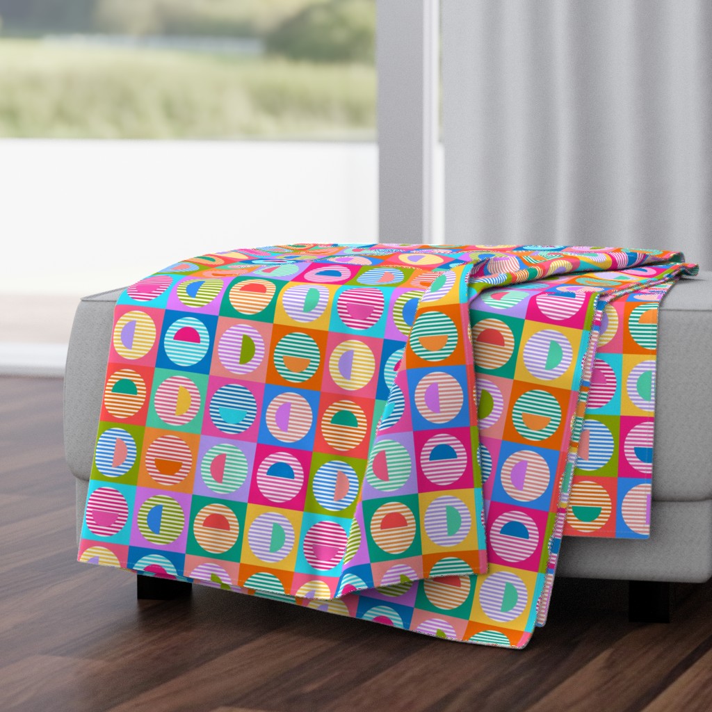 large circle cheater quilt bright